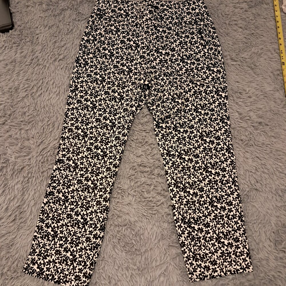 Lane Bryant Women’s Pant | The Allie pixie pants w/zipper pockets